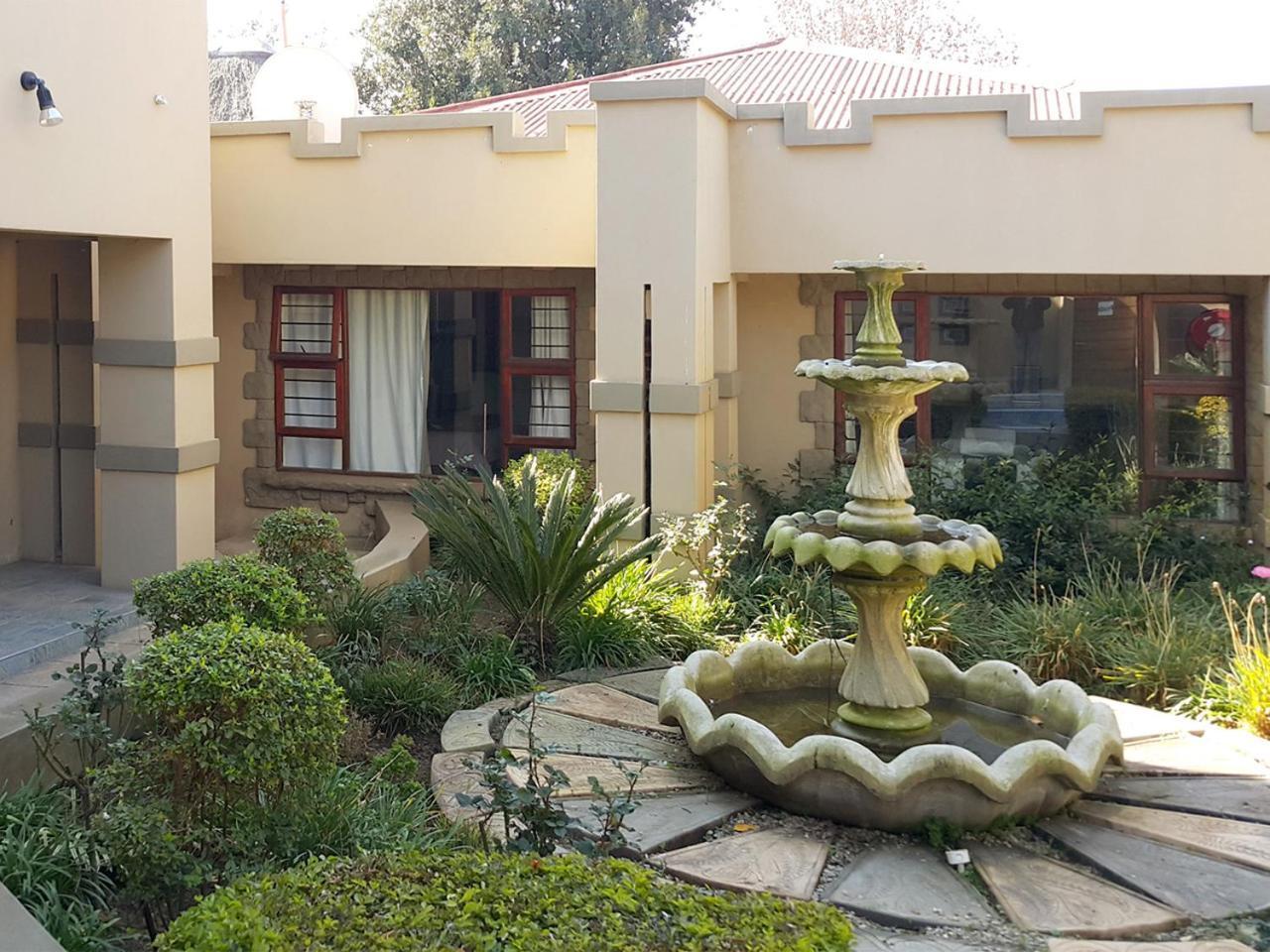The Three Countries Estate Hotel Benoni Exterior photo